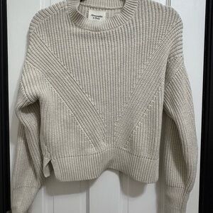 Abercrombie & Fitch Women's Beige Crew Neck Sweater